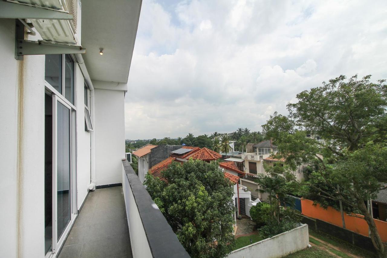 Grand Rovinka Hotel Dehiwala-Mount Lavinia Exterior photo